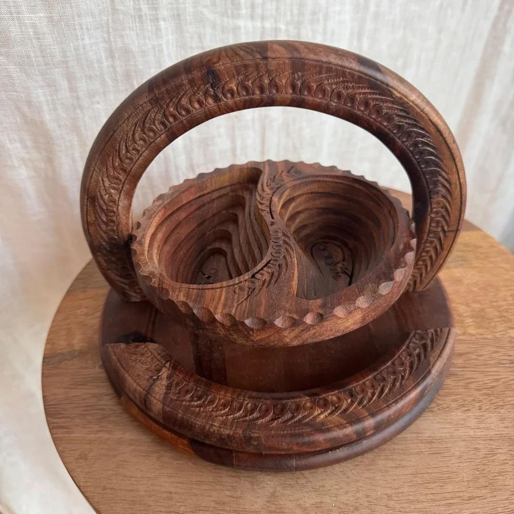 VTG‎ Hand Carved Collapsible Yin Yang Wood Basket Folding Fruit Bowl Decorative